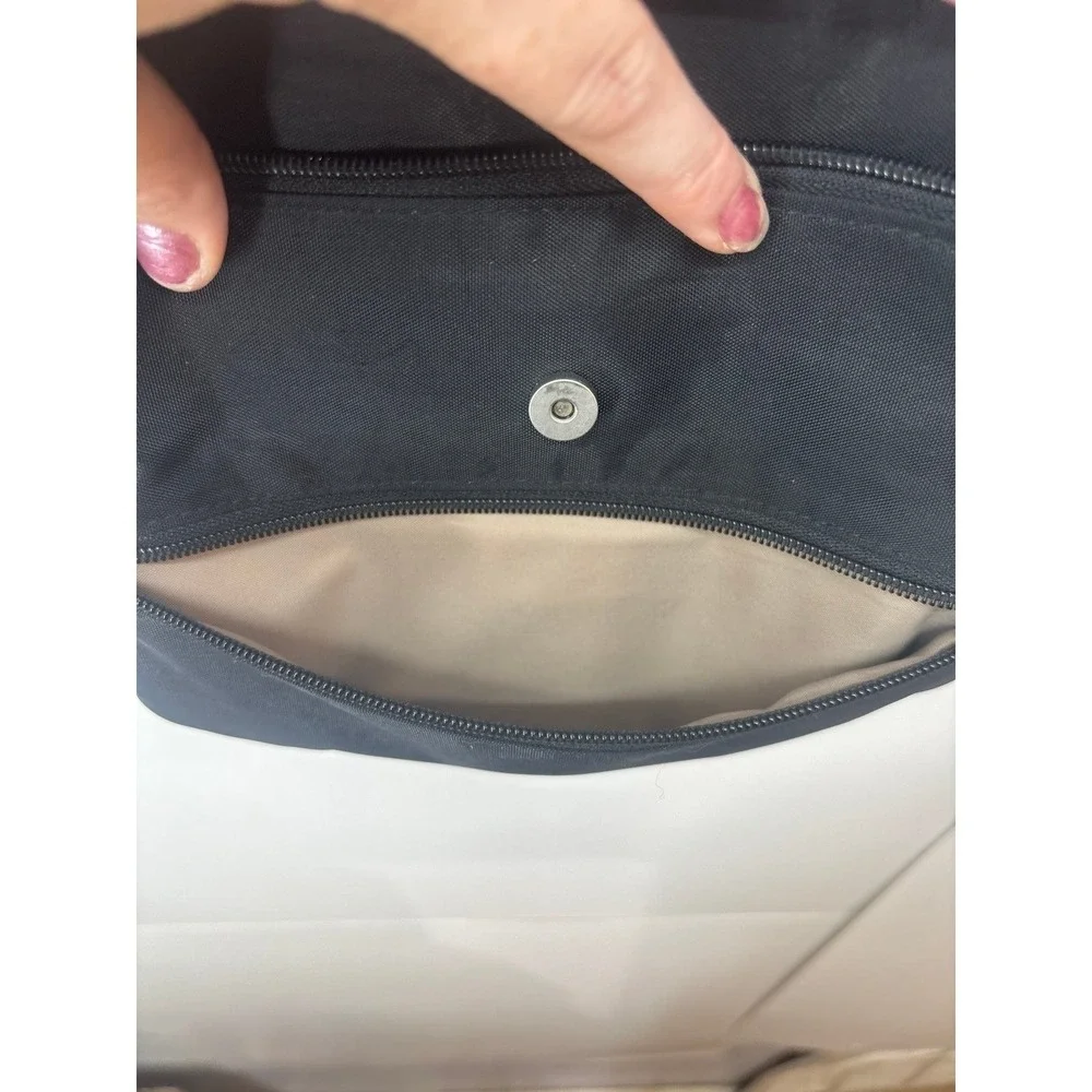 Baggallini Black Fold over Top Crossbody Bag (7x9)